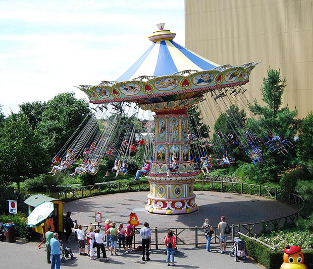 Wunderland carousel
