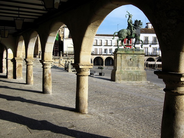 Plaza Mayor statue