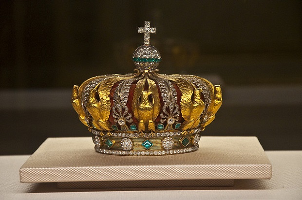 Paris Museum Crown