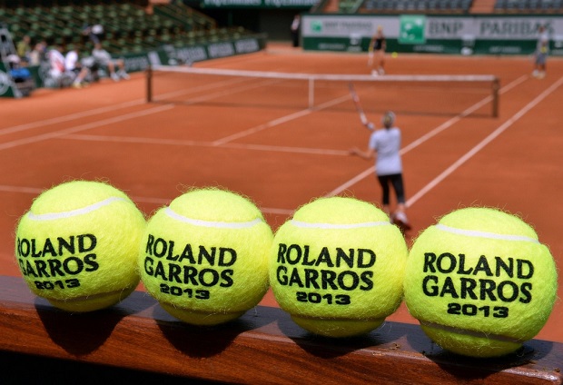 Roland Garros Tennis Balls