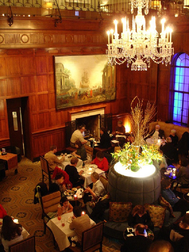 Lobby of the Heathman Hotel, Portland