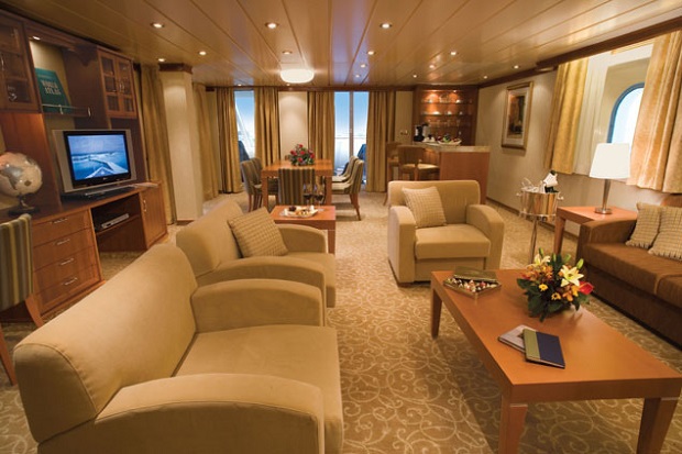Master Suite, Seven Seas Voyager